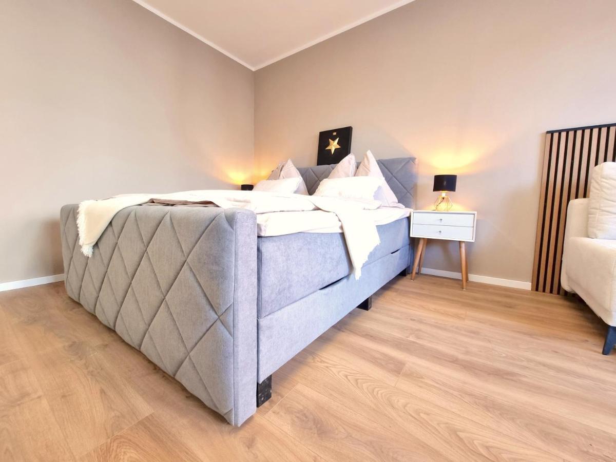Bamo Studio - Modern Living Lakeside Klagenfurt am Woerthersee Exteriör bild